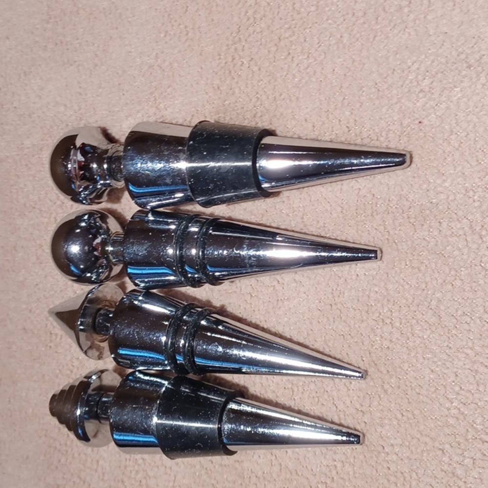 4 Brand New Metal Wine Stoppers